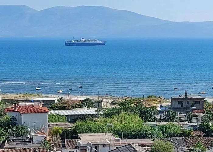 Sweetview 2-Bedroom Apartment With 3 Balcony Seaview