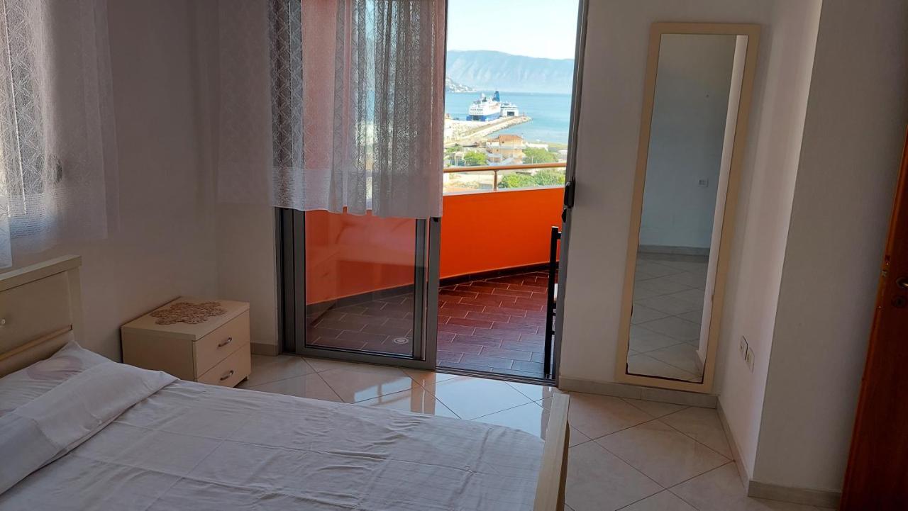 Appartamento Sweetview 2-bedroom With 3 Balcony Seaview Vlorë